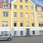 Three Bedroom In Frederikshavn,. Lejlighed Frederikshavn